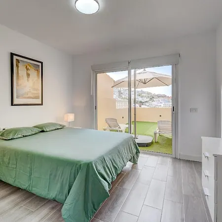 Great Terrace Ac In Heated Pool Wifi Parking