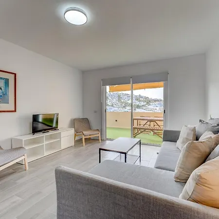 Great Terrace Ac In Heated Pool Wifi Parking