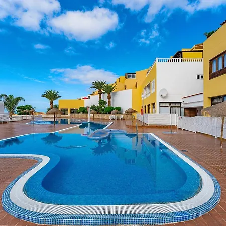 Great Terrace Ac In Heated Pool Wifi Parking